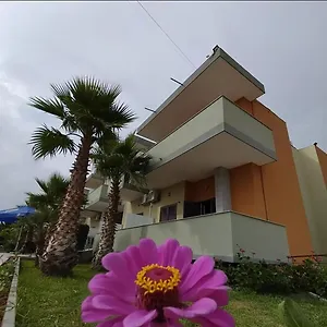 Hotel Jaho, Kavaje